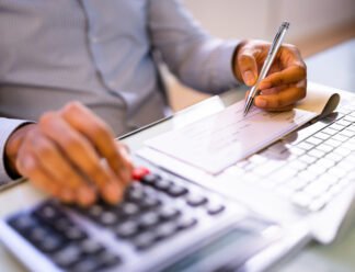 Writing Payroll Compensation Check. Bank Pay Cheque